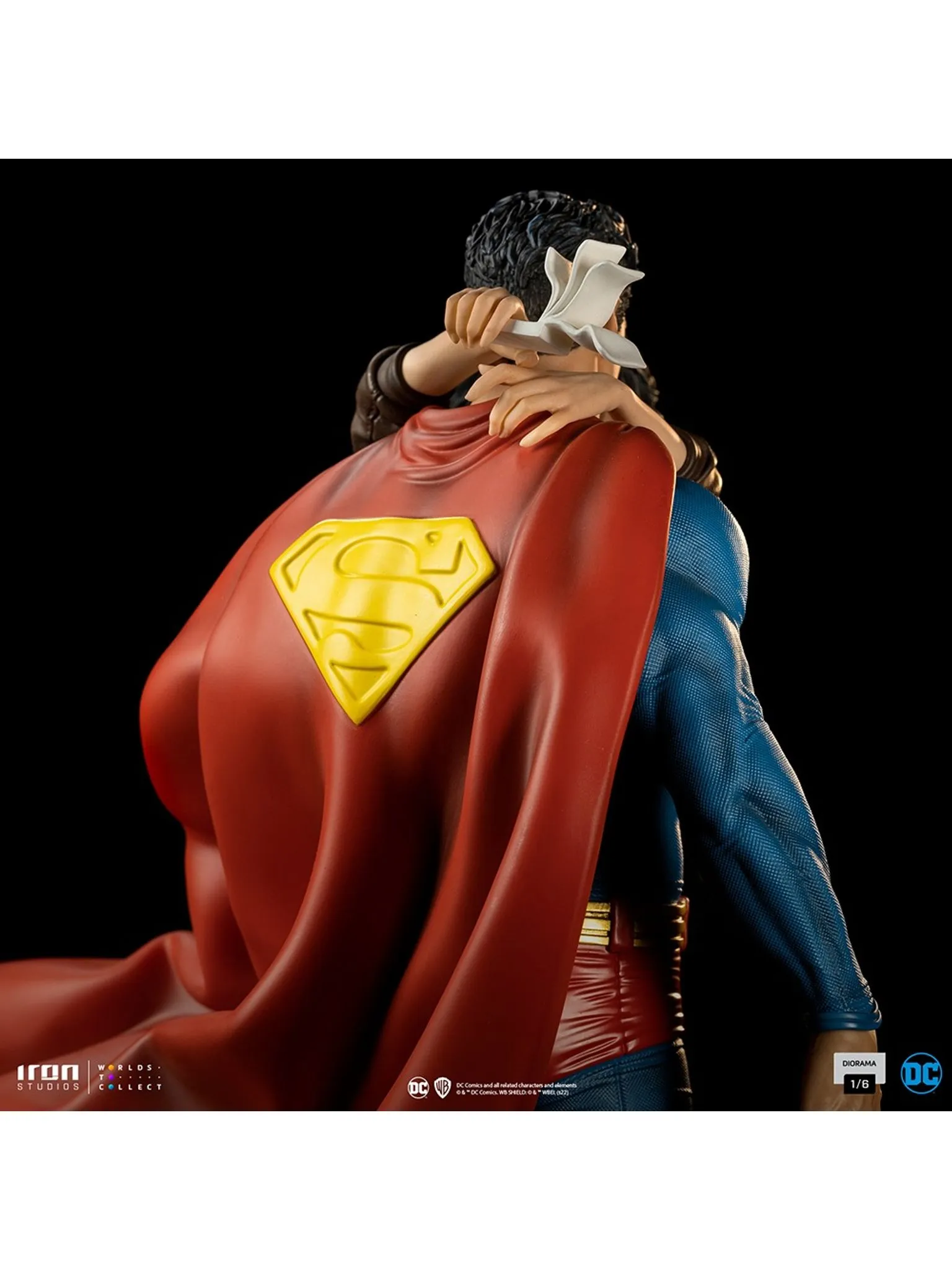 Iron Studios – DC Comics – Superman and Lois Lane 1/6 Statue Diorama - Imagen 10